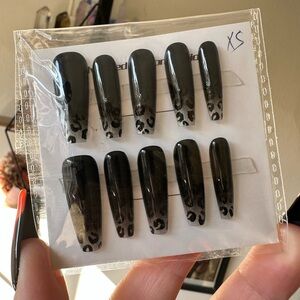 Black Leopard Print Press-On Nails
